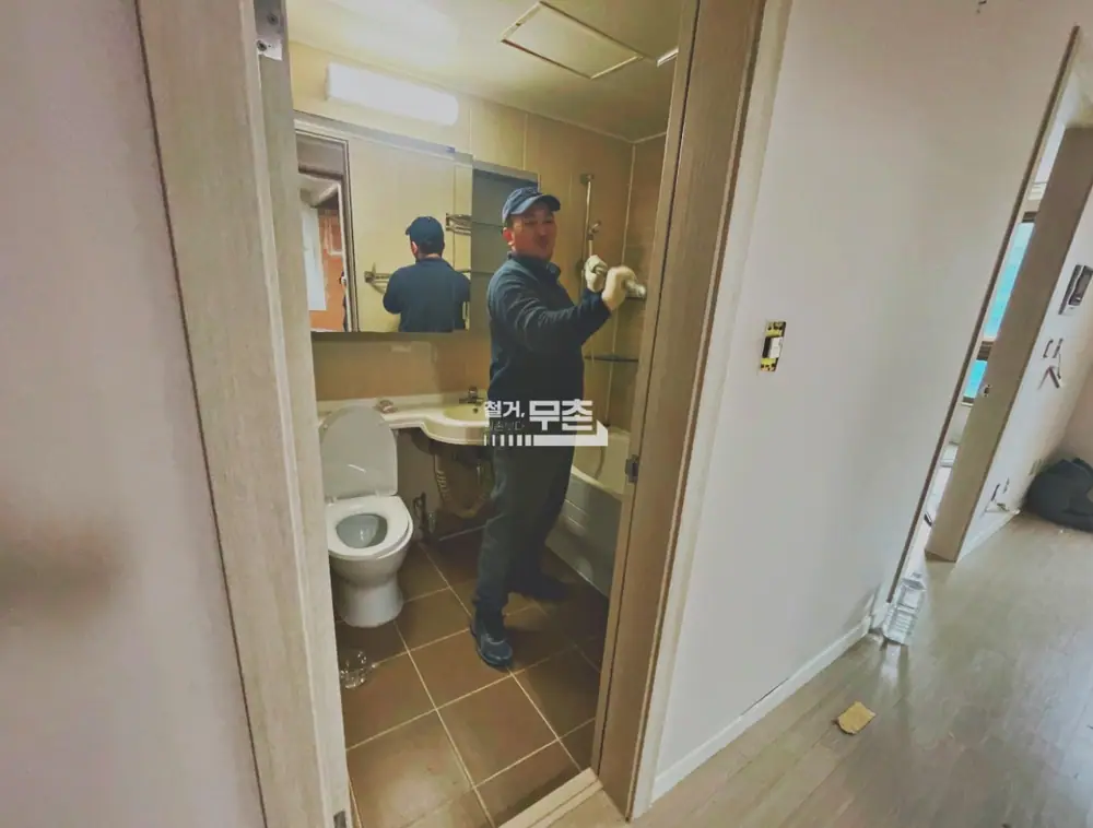 마포구 45평 아파트 인테리어 철거 현장 (8)