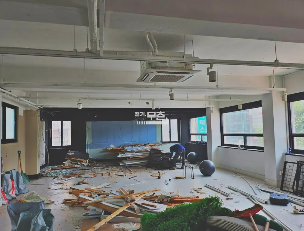 성북구 40평 필라테스샵 원상복구 철거 현장 (15)